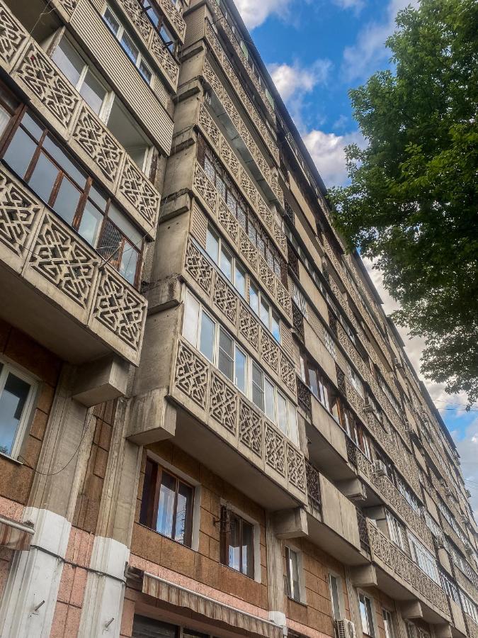 Золотой Квадрат 60 Кв2 Lägenhet Alma-Ata Exteriör bild